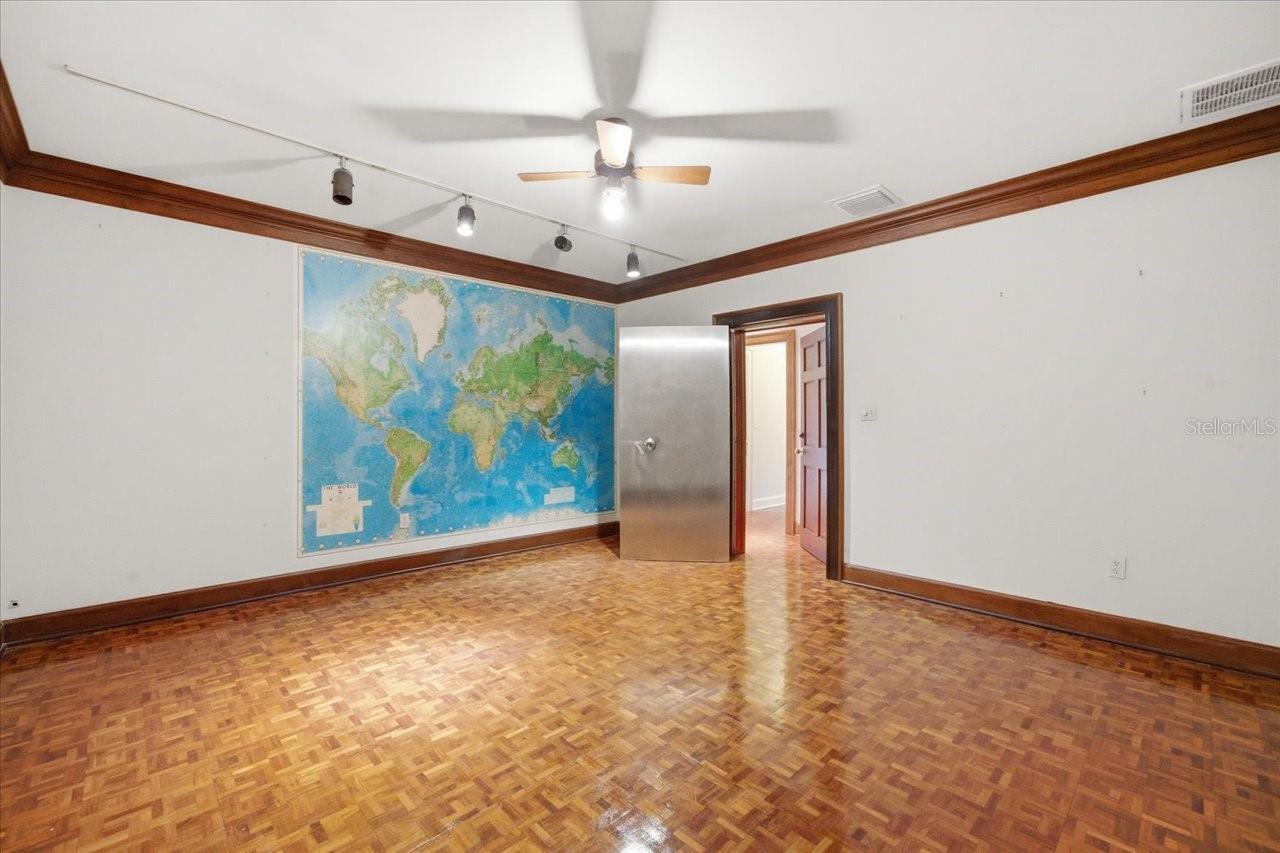 Listing Photo 42