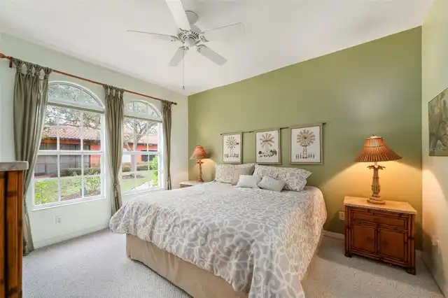 Listing Photo 22