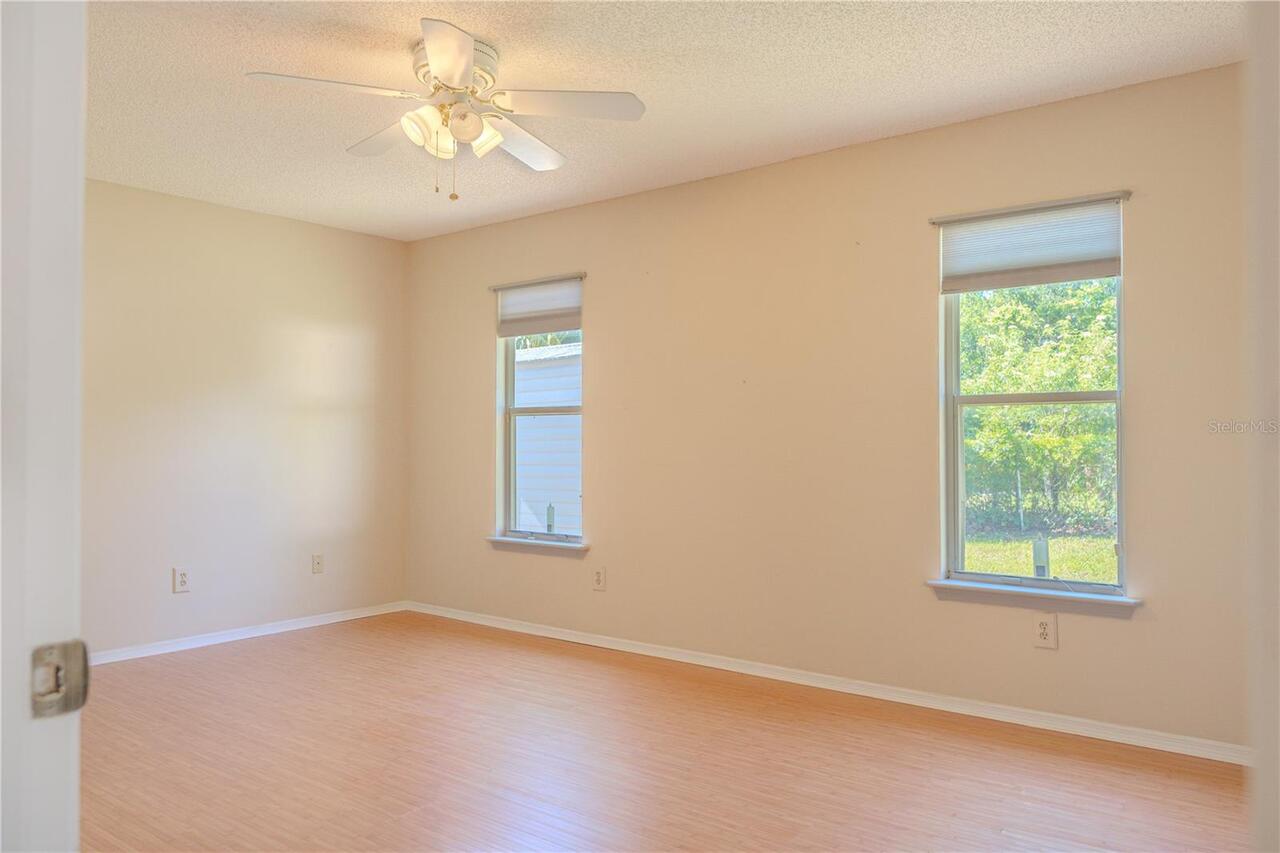 Listing Photo 7