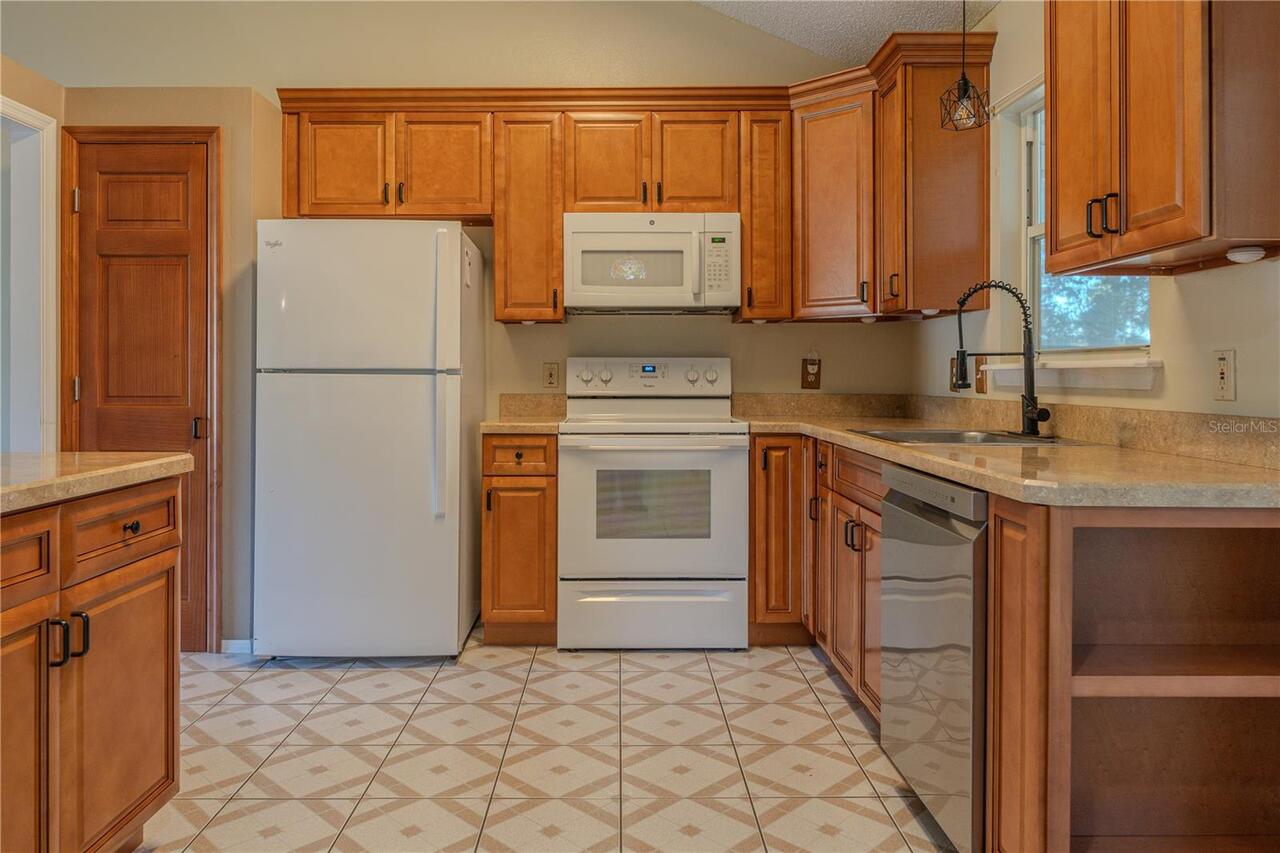 Listing Photo 18