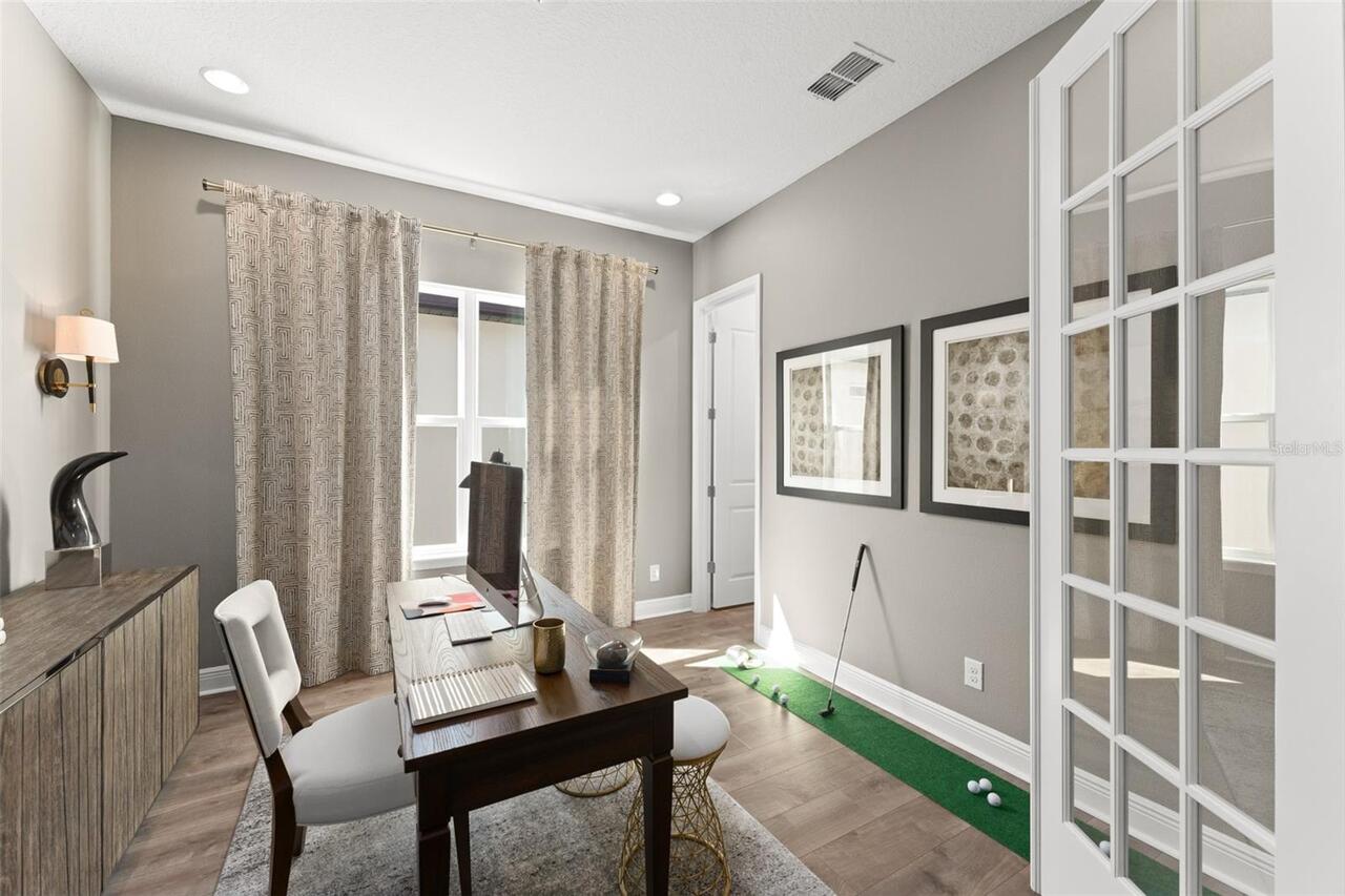 Listing Photo 17