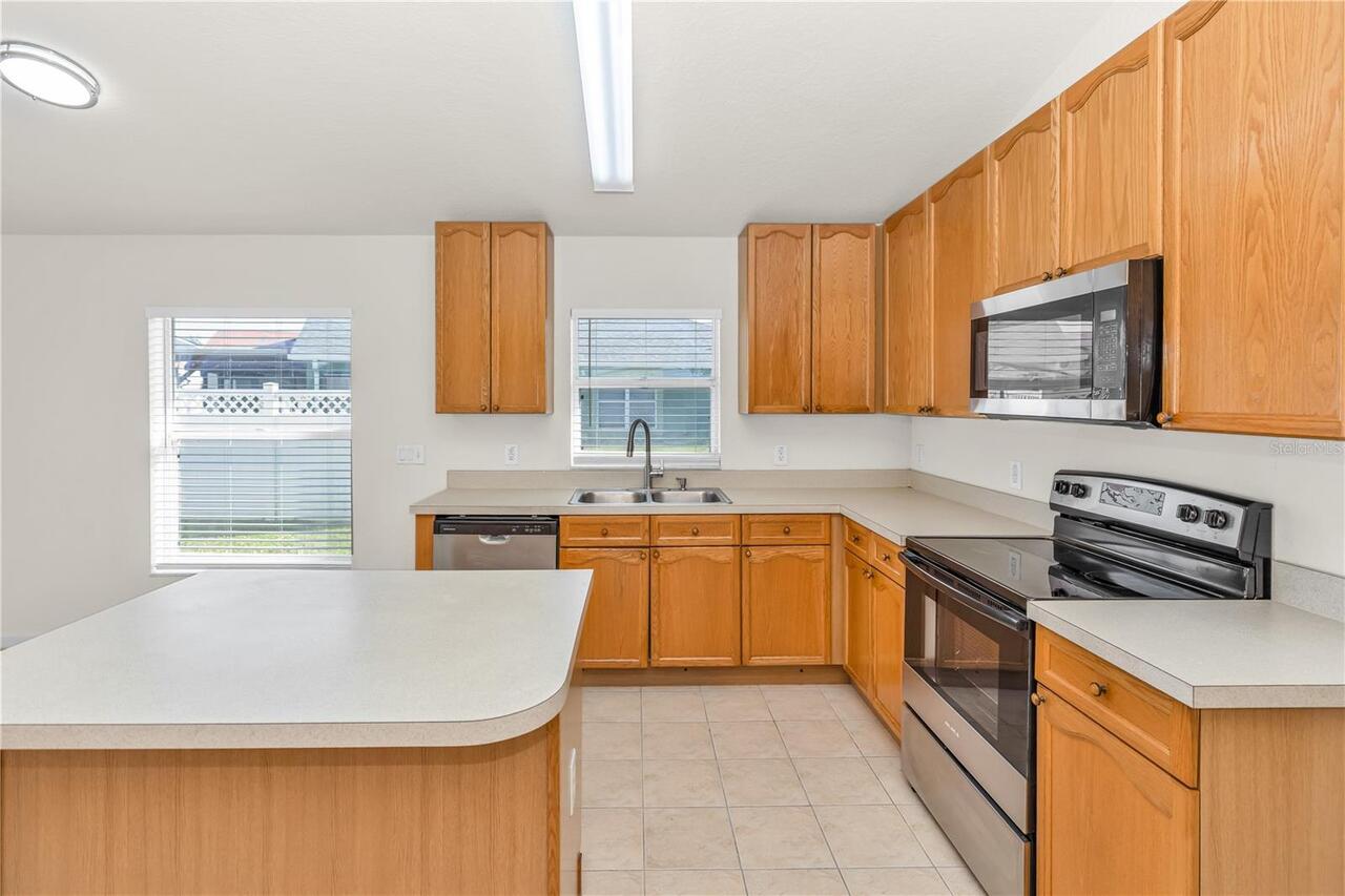 Listing Photo 10