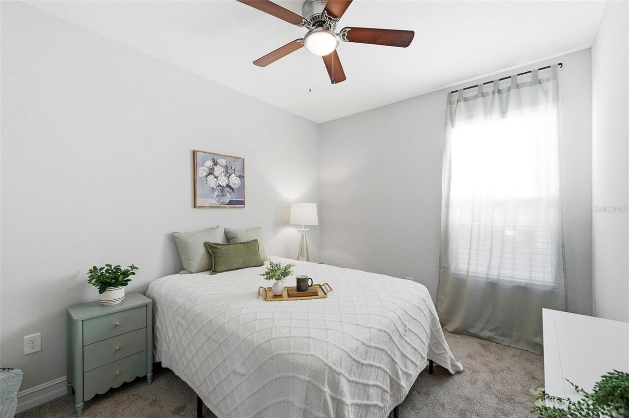 Listing Photo 9