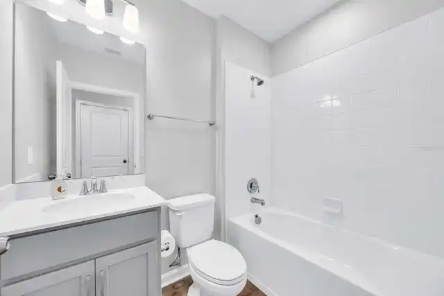 Listing Photo 16