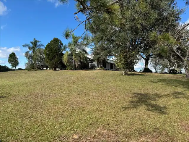 Listing Photo 8
