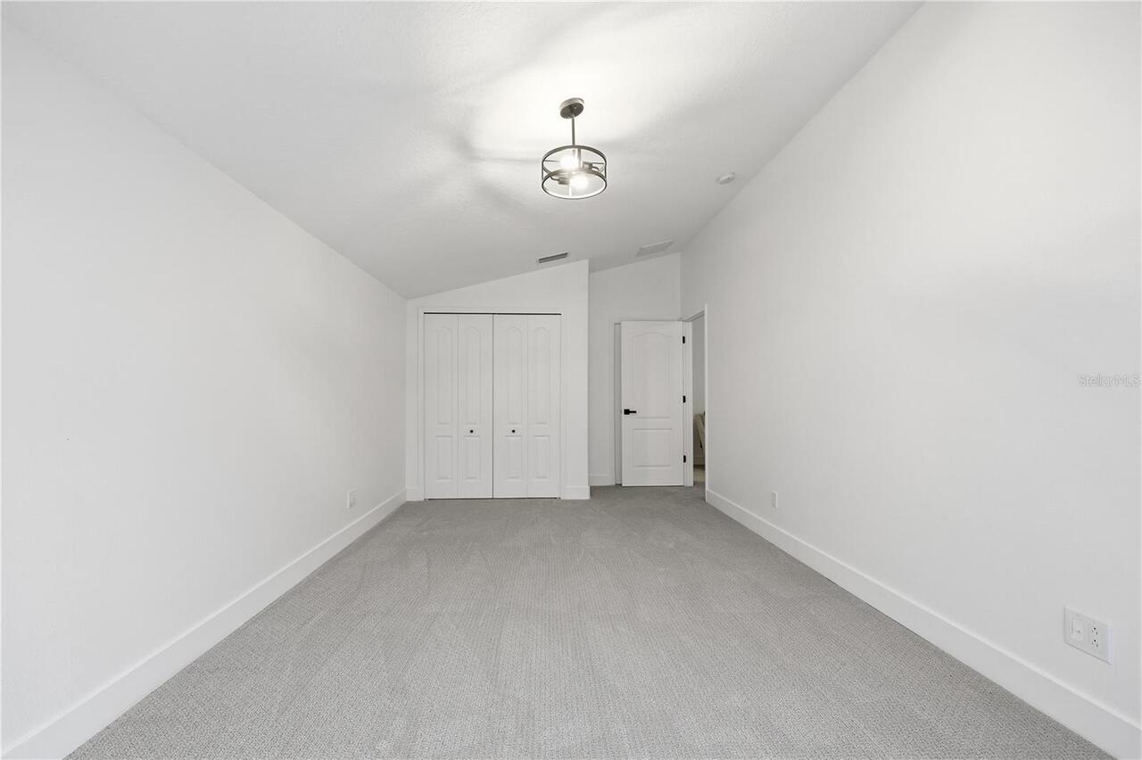Listing Photo 34