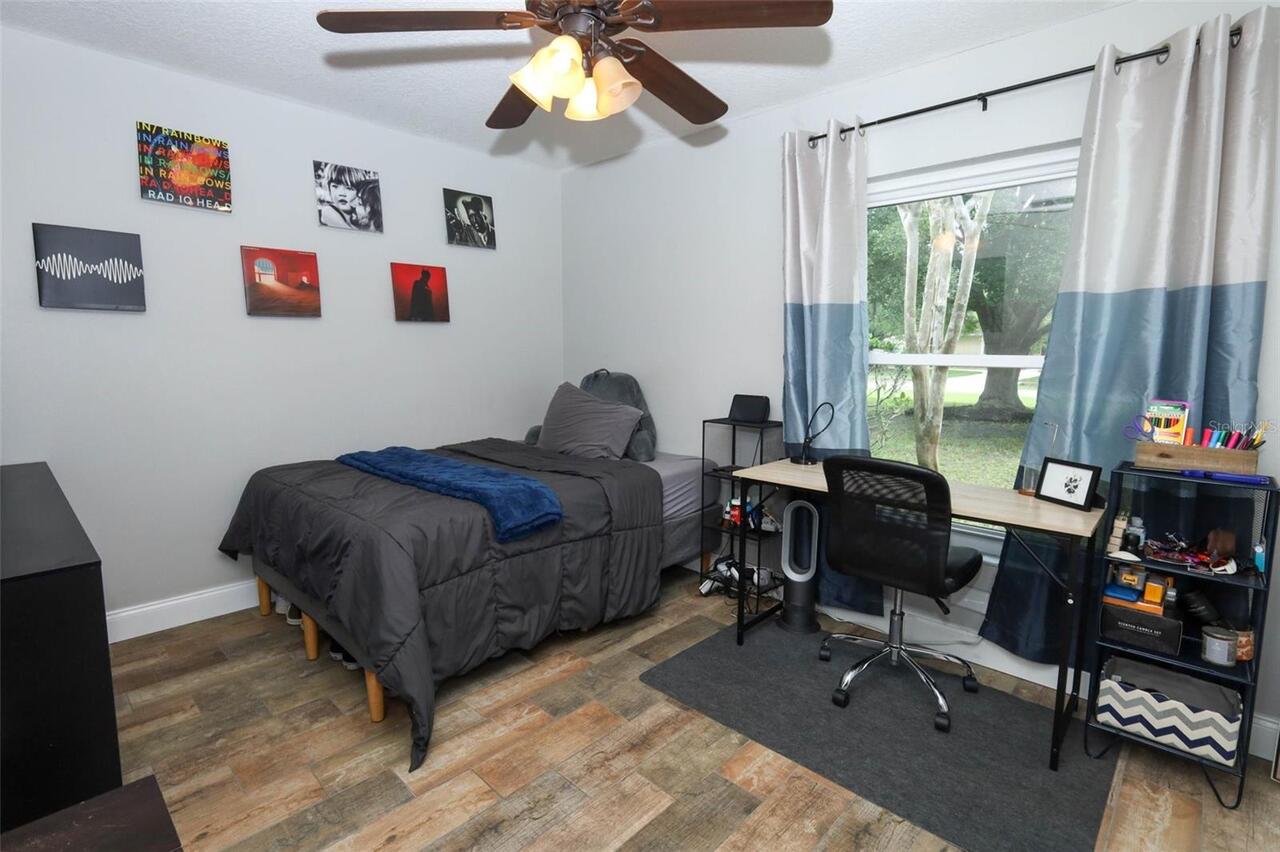 Listing Photo 32
