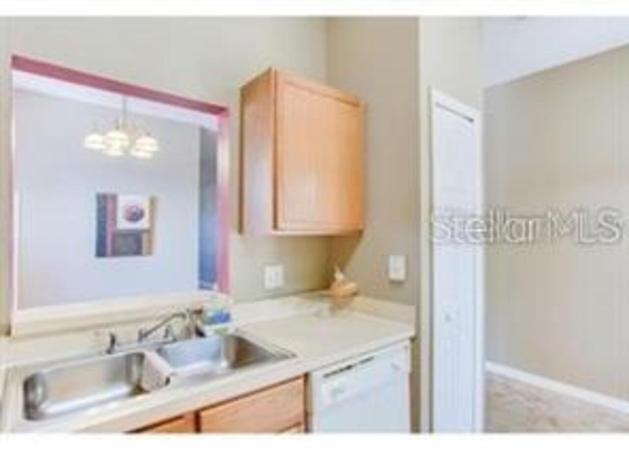 Listing Photo 9
