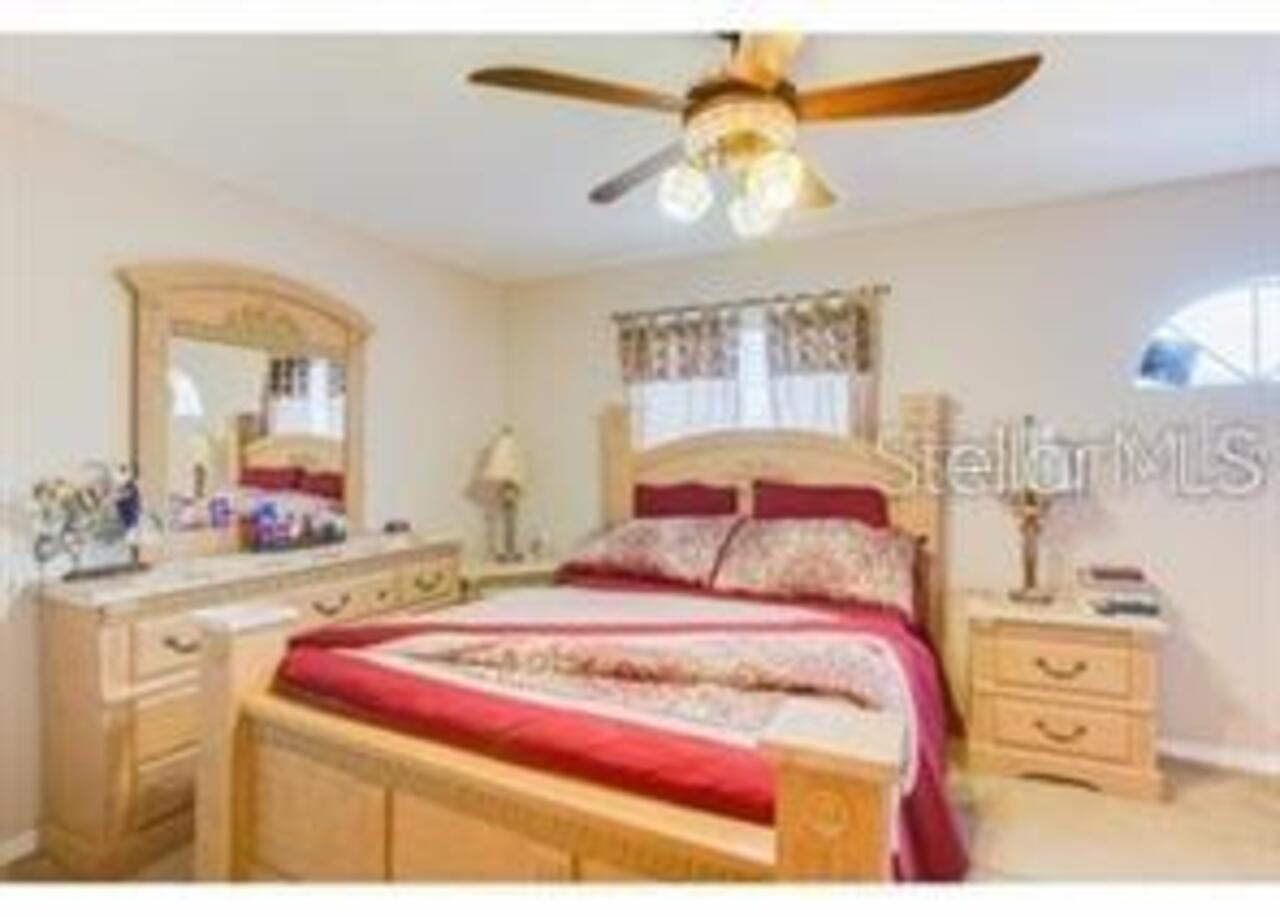 Listing Photo 12