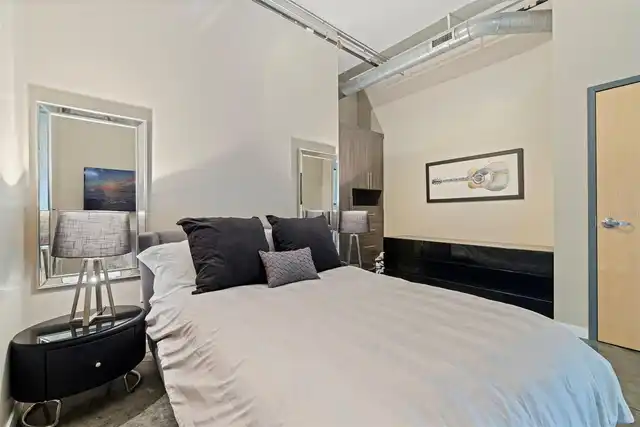Listing Photo 25