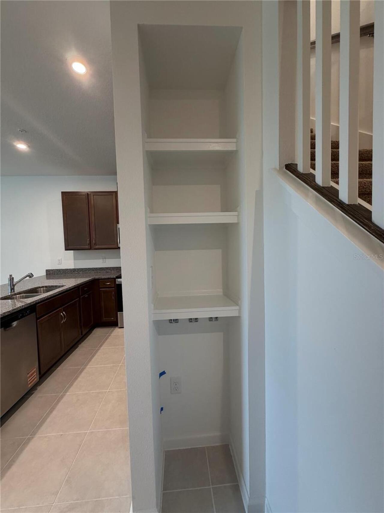 Listing Photo 10