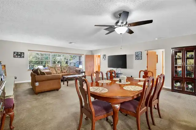 Listing Photo 14