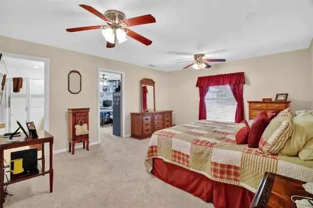 Listing Photo 23