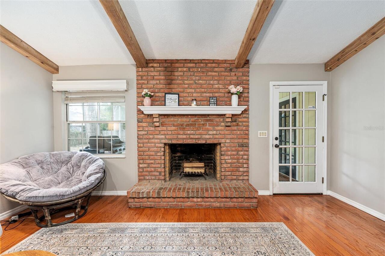 Listing Photo 11