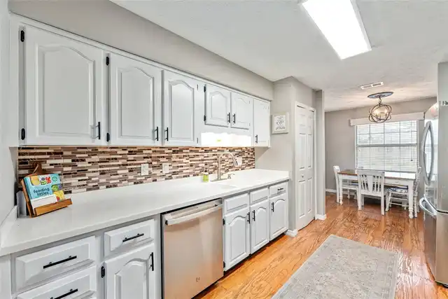 Listing Photo 23