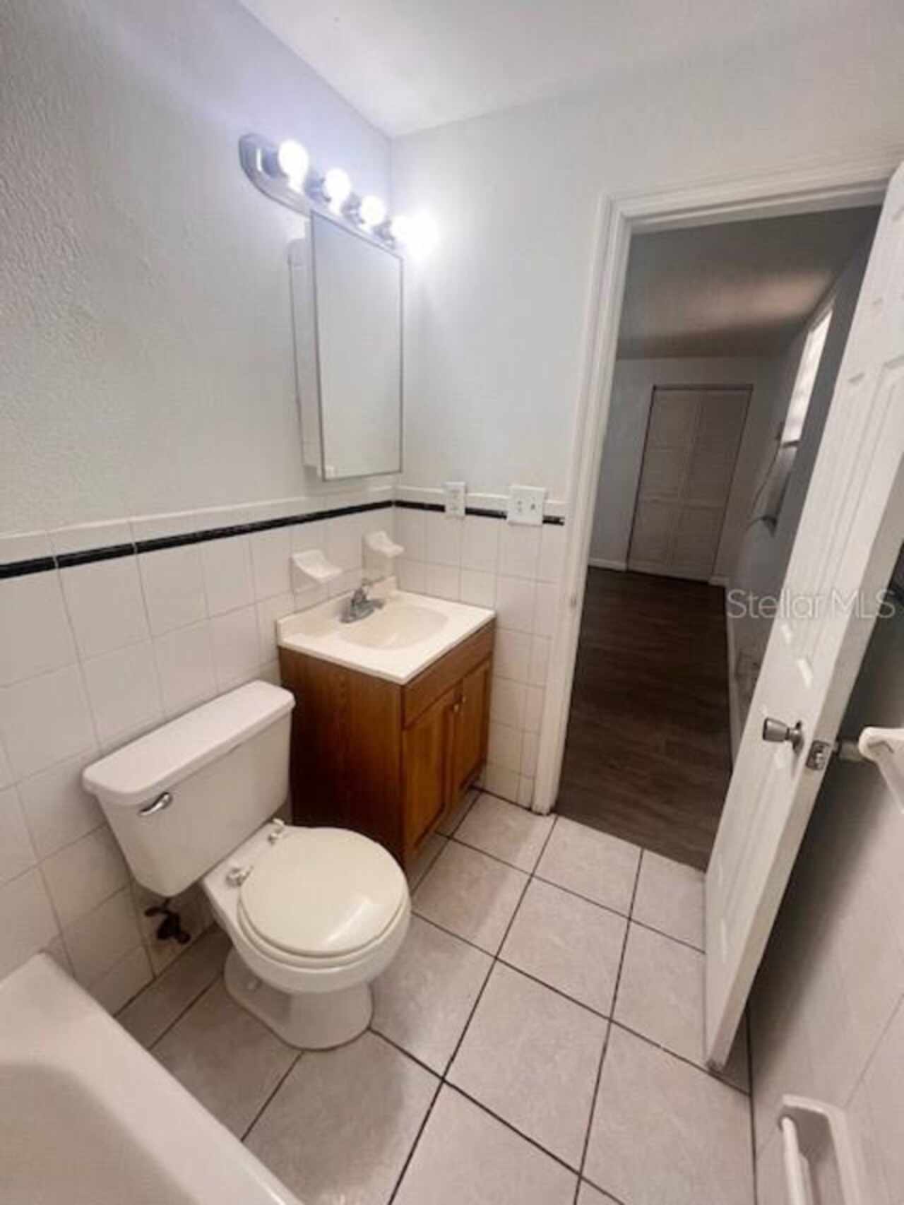 Listing Photo 12