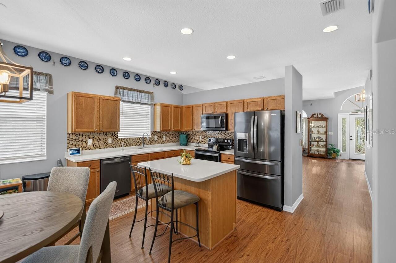 Listing Photo 10