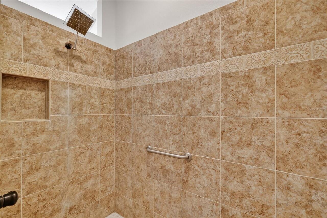Listing Photo 34