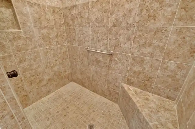 Listing Photo 35
