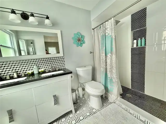 Listing Photo 21