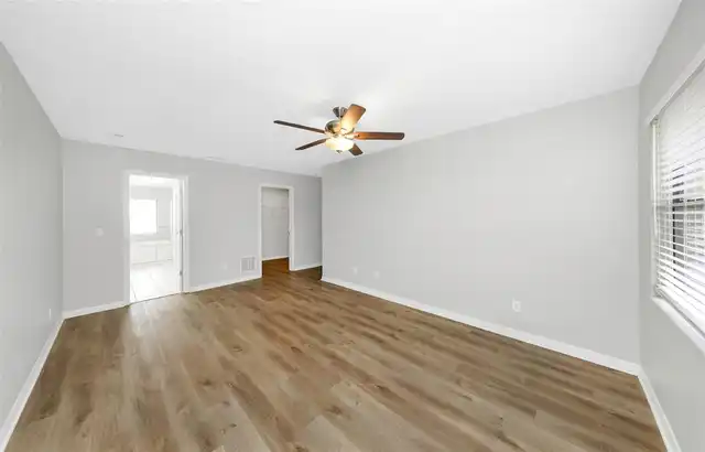 Listing Photo 22