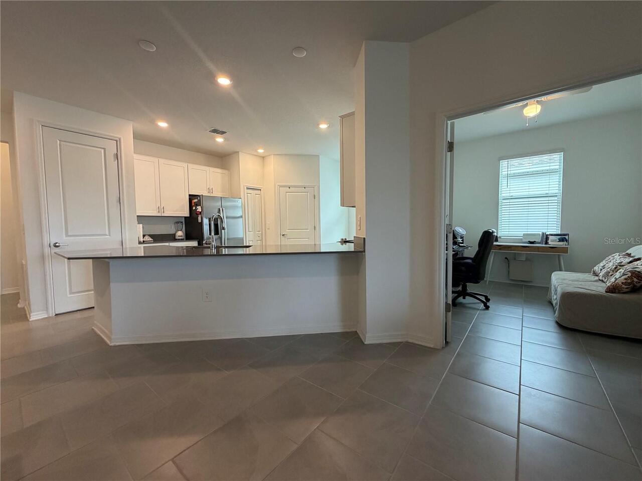 Listing Photo 10