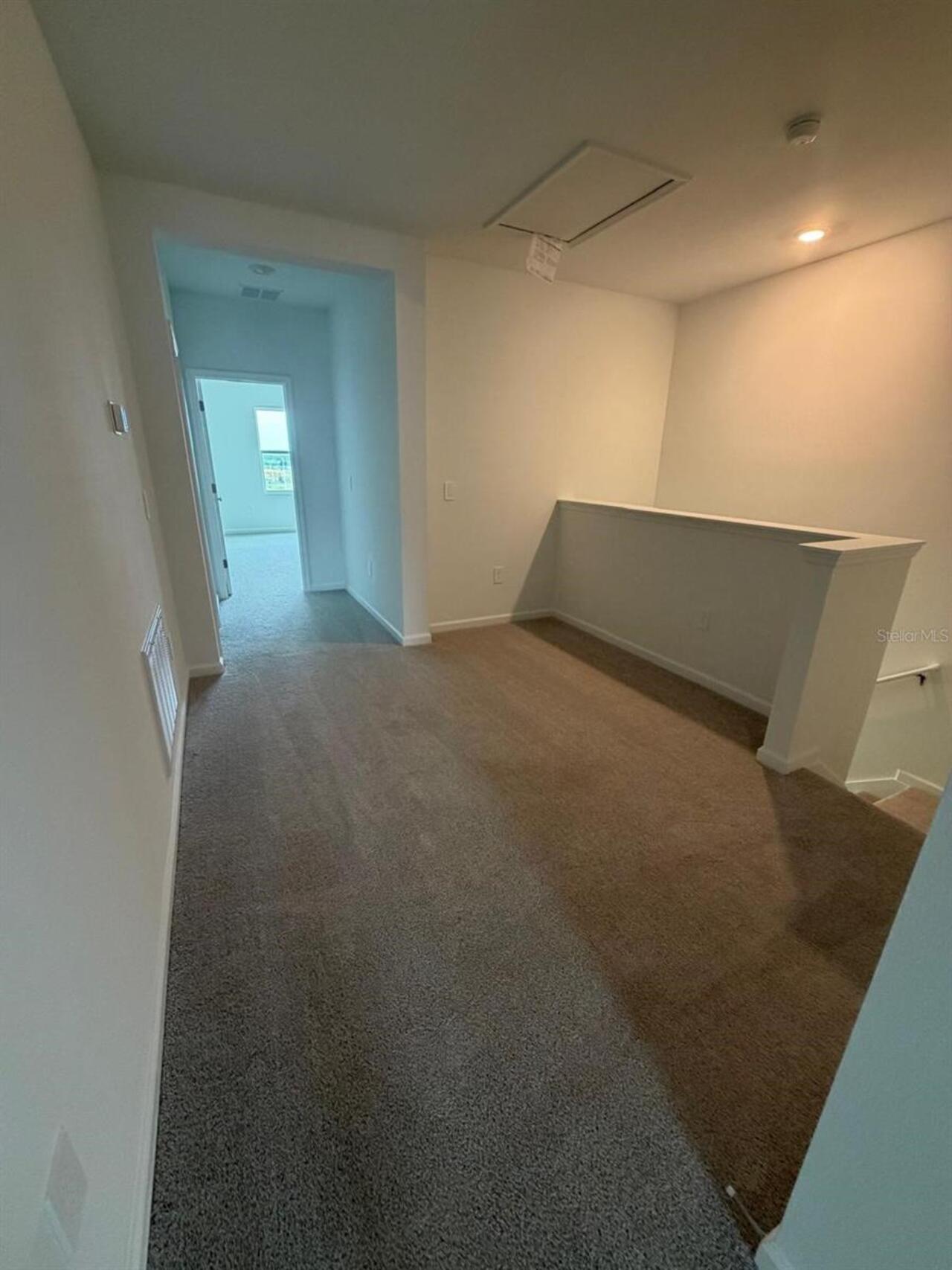 Listing Photo 9