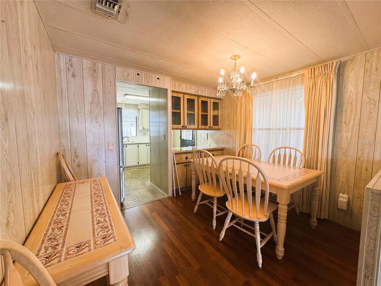 Listing Photo 7