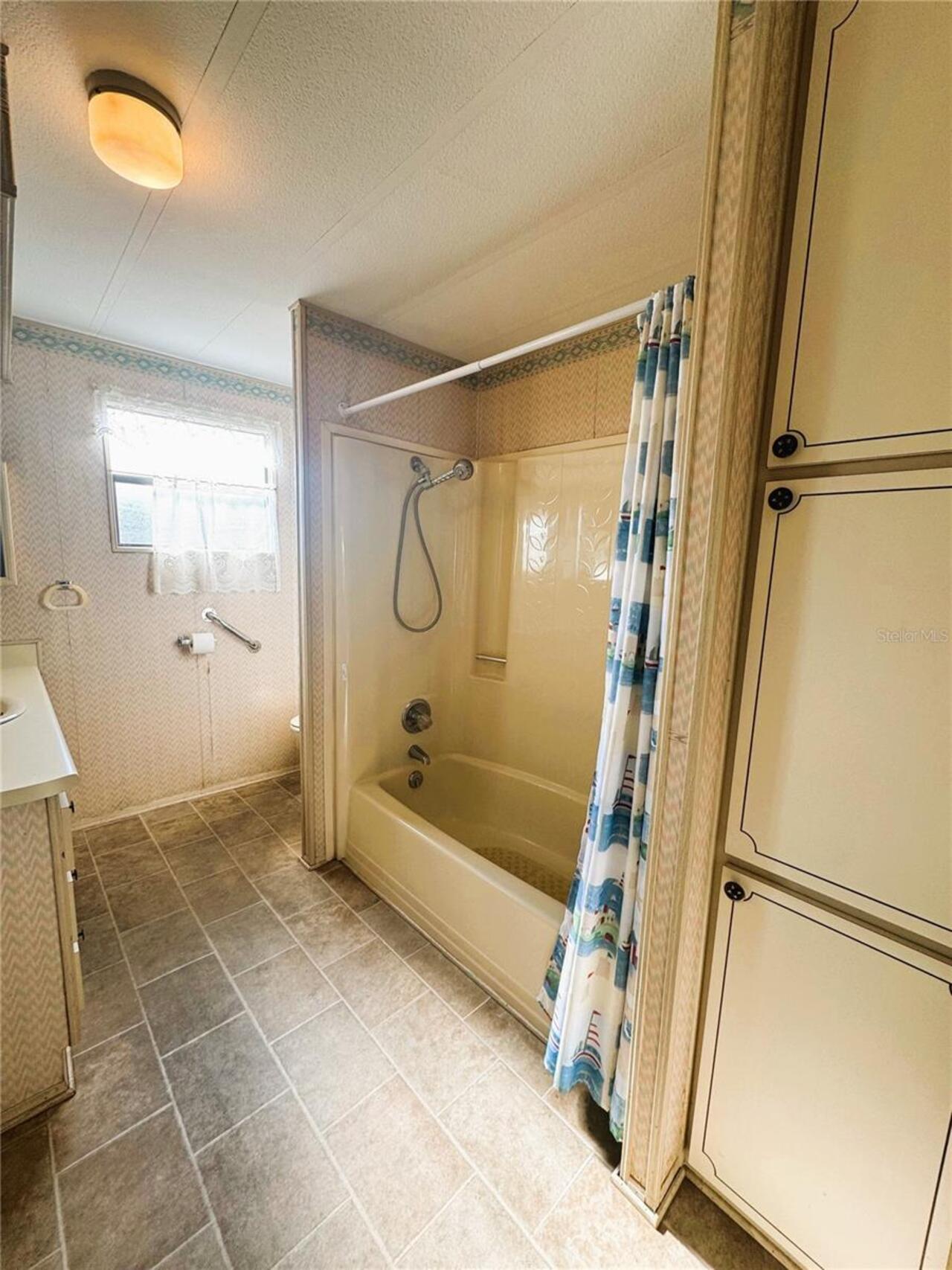 Listing Photo 19