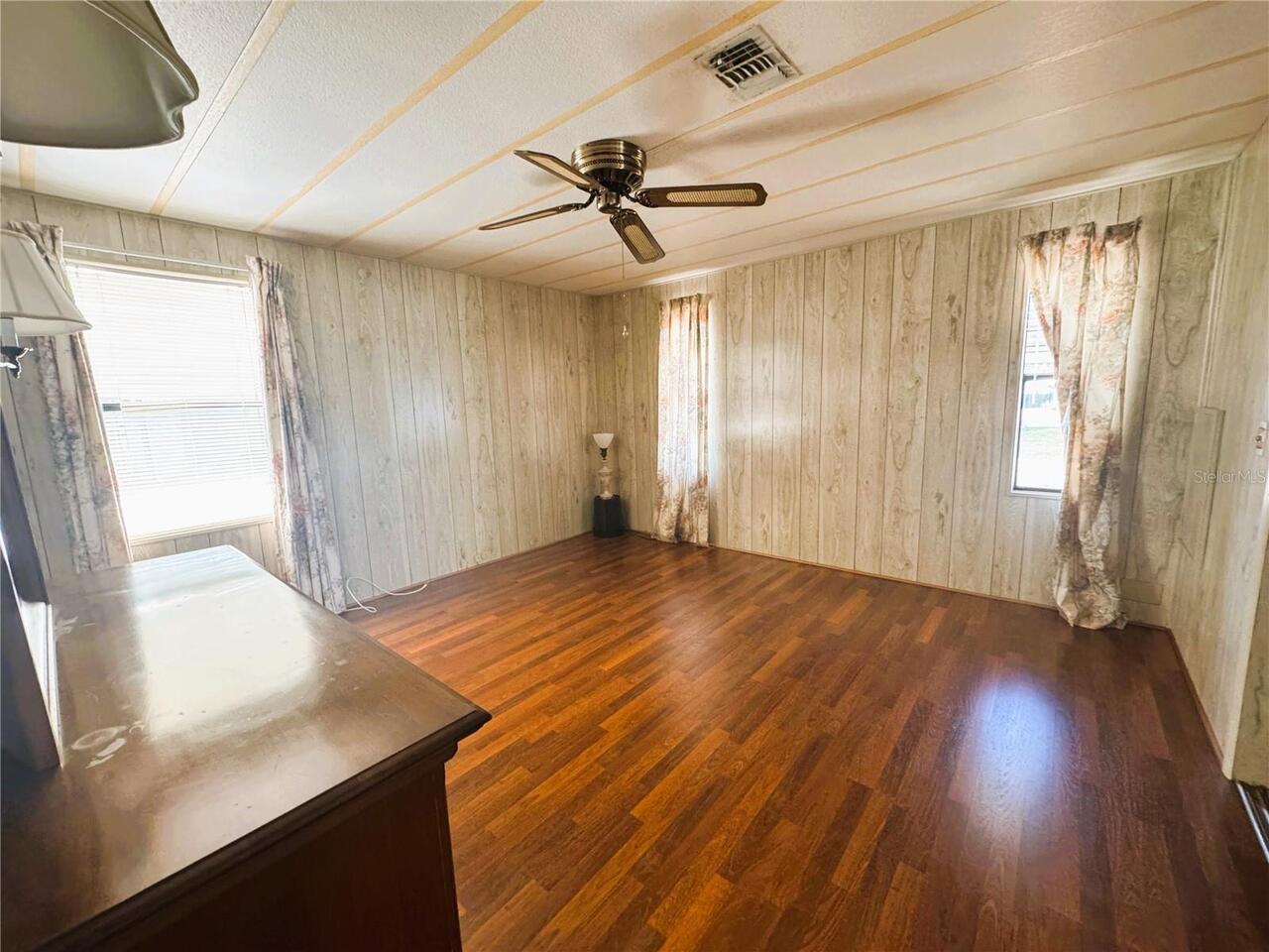 Listing Photo 23