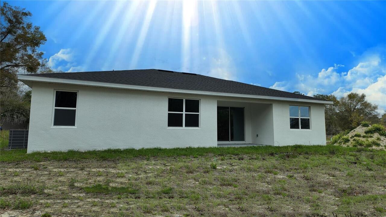 Listing Photo 9
