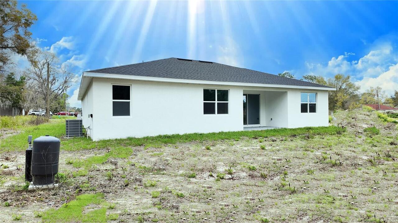 Listing Photo 10
