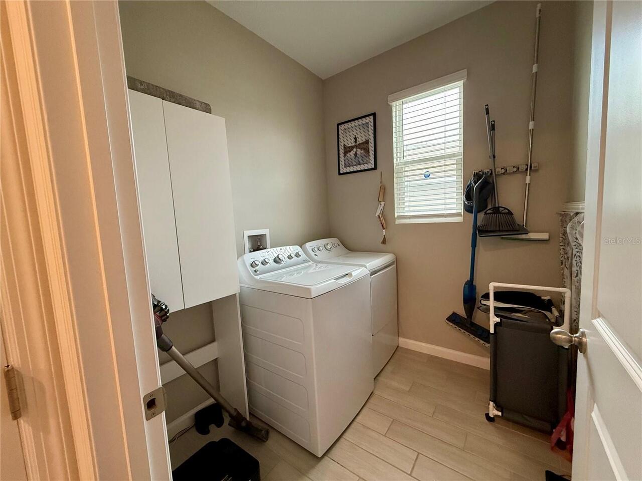 Listing Photo 8