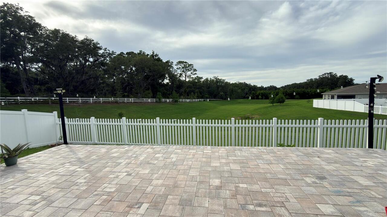 Listing Photo 20