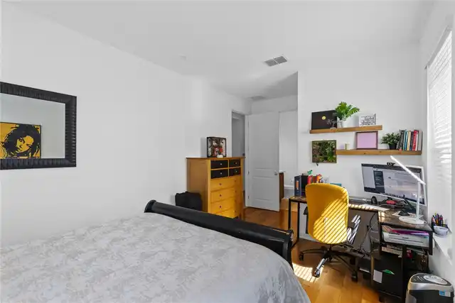 Listing Photo 7