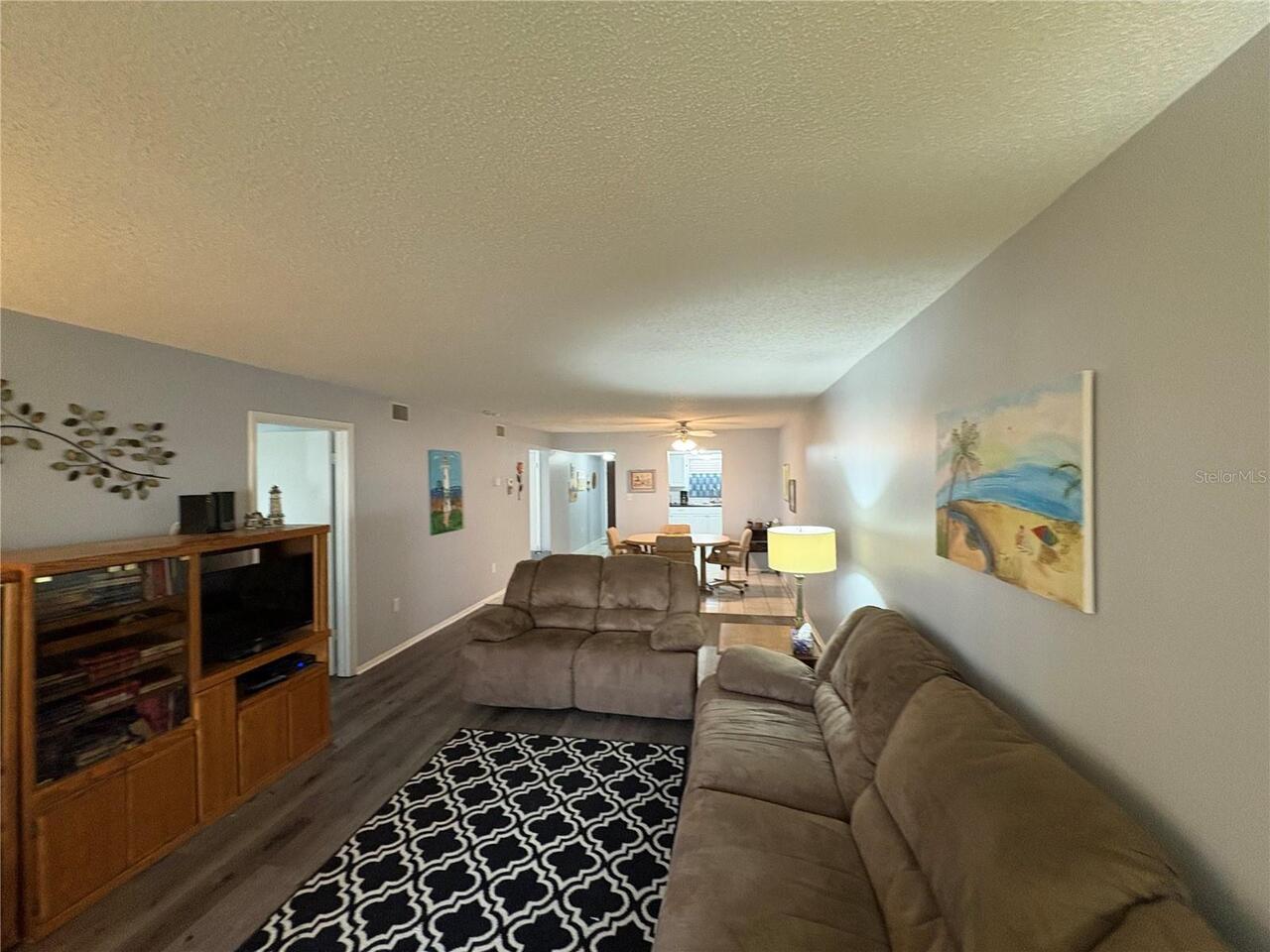 Listing Photo 23
