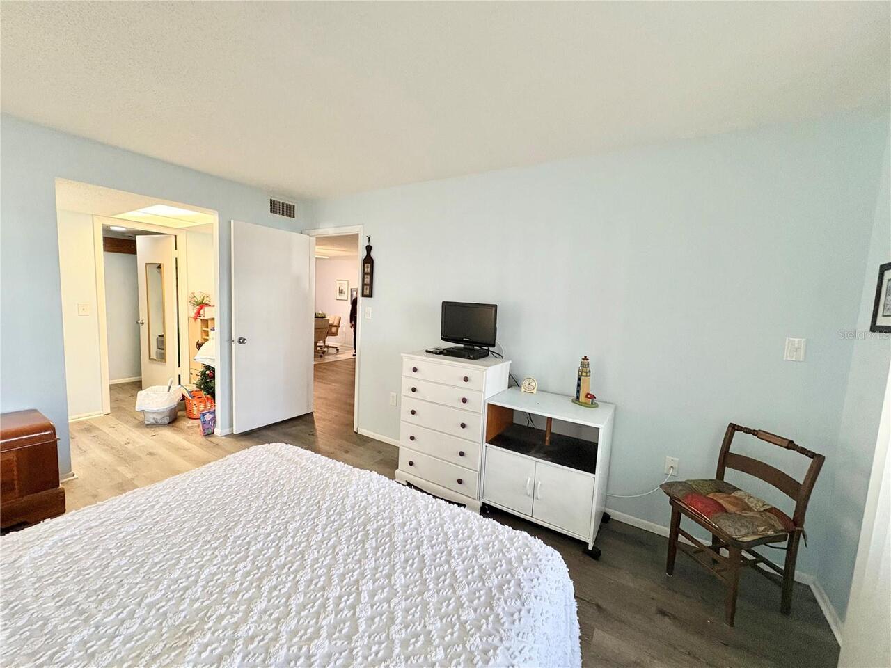 Listing Photo 54
