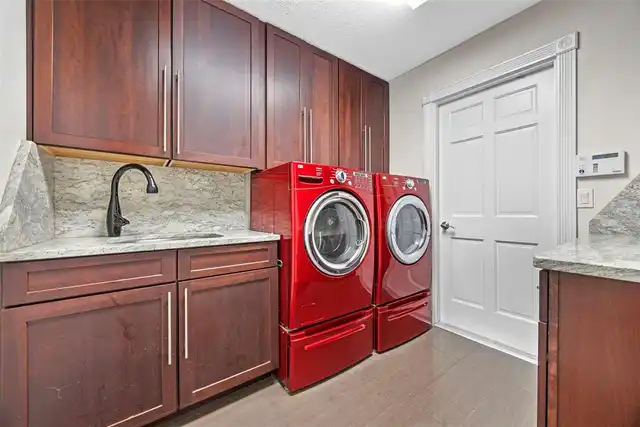 Listing Photo 17
