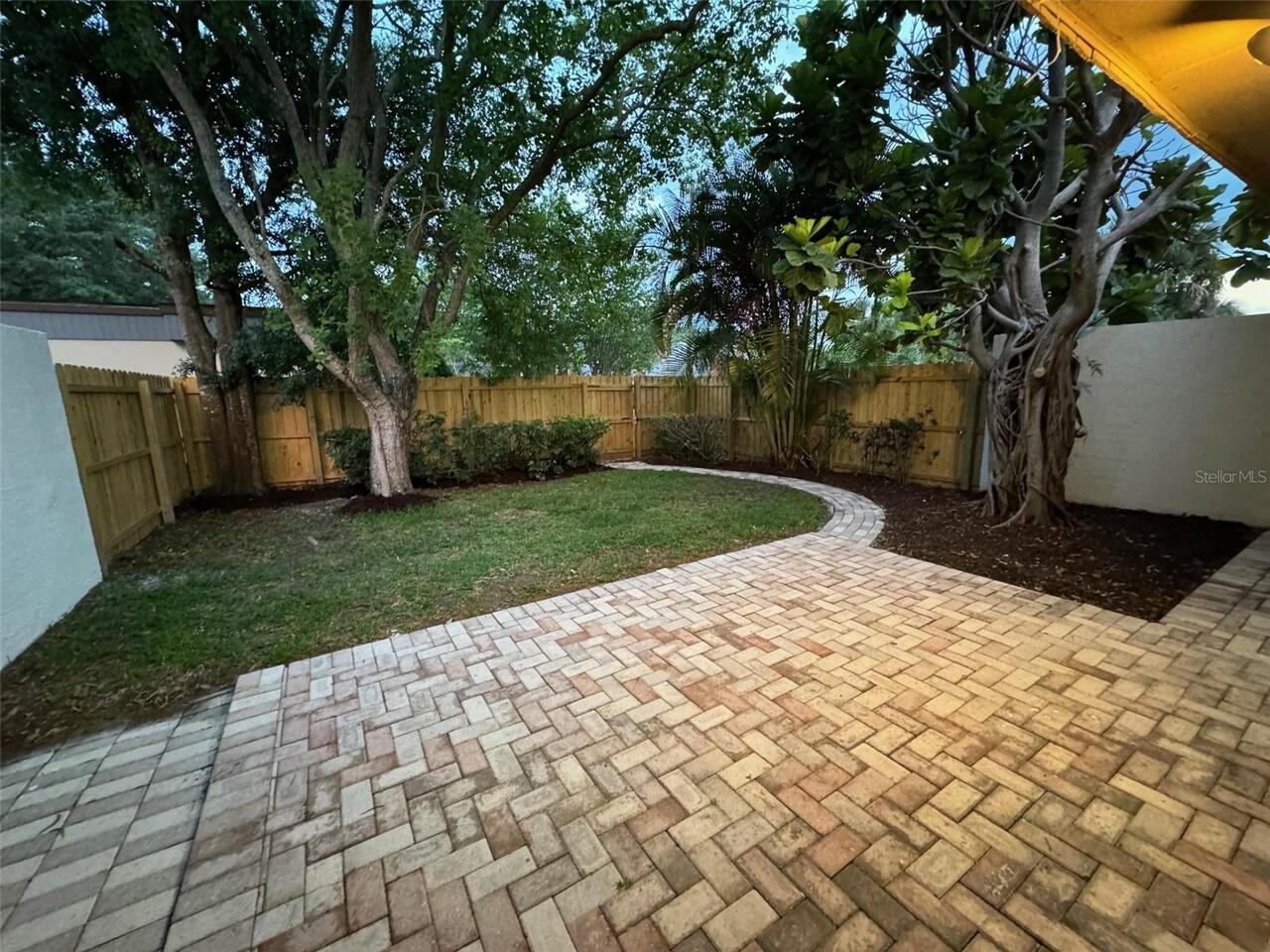 Listing Photo 15