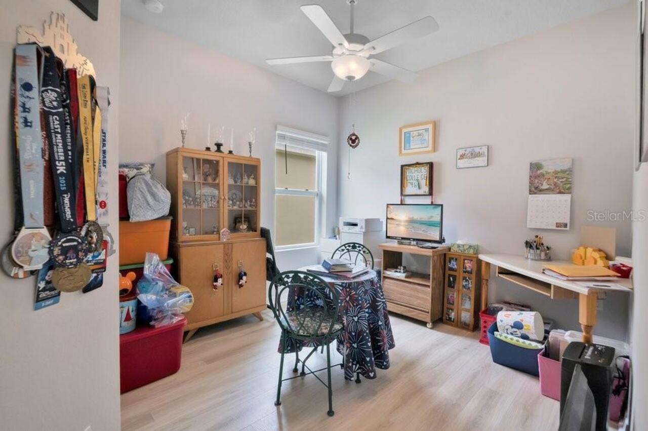Listing Photo 11