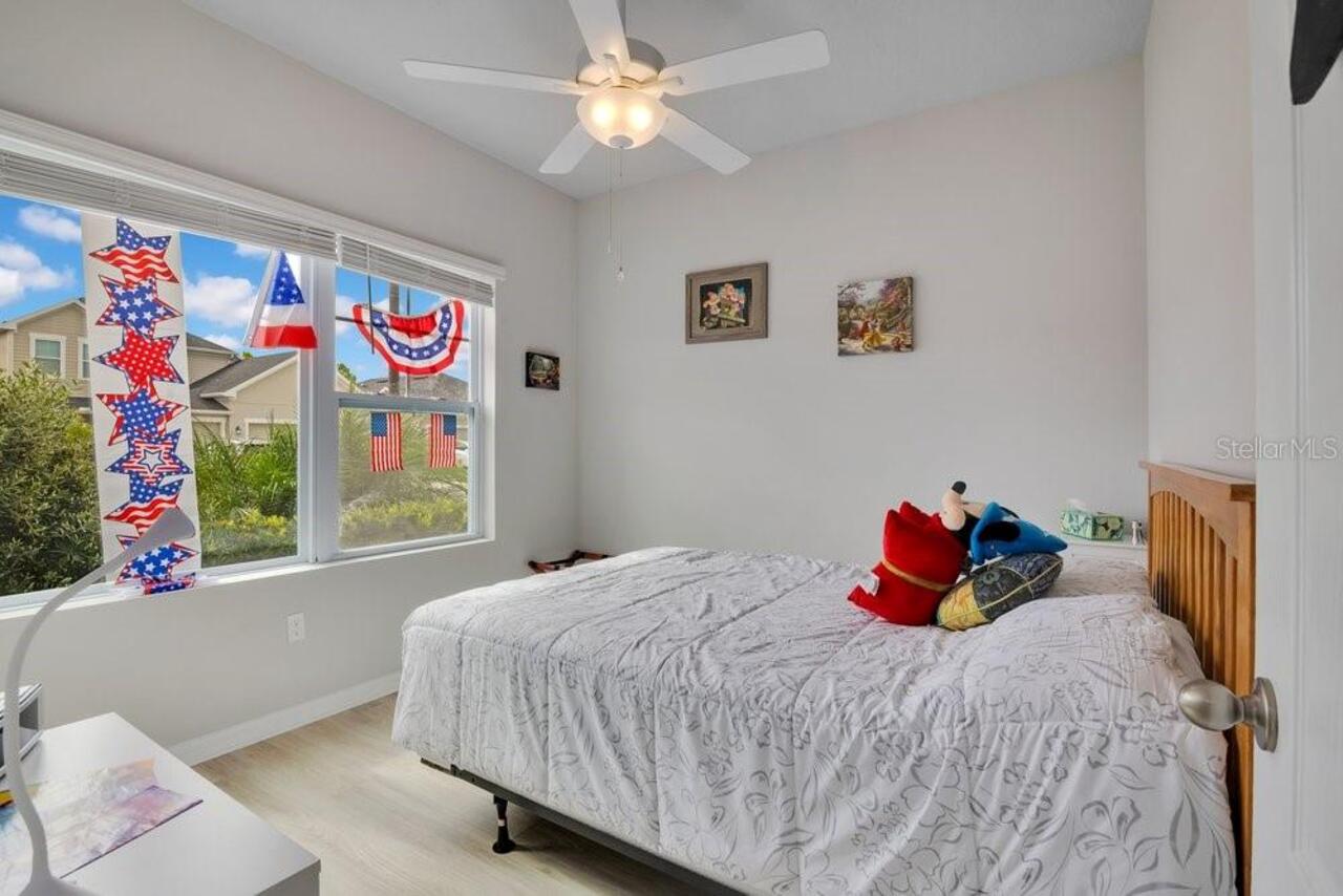 Listing Photo 16