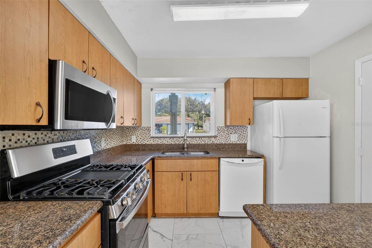 Listing Photo 21
