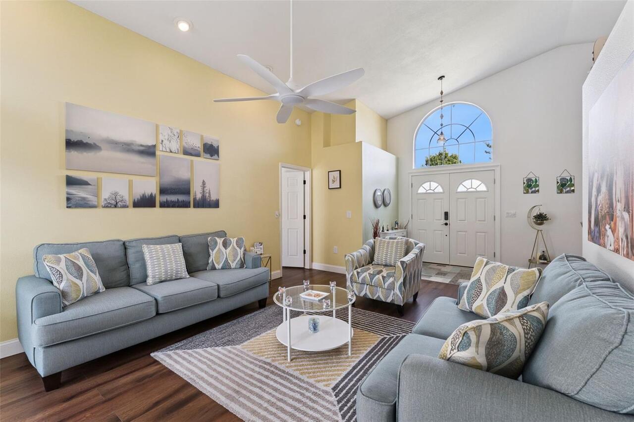 Listing Photo 9