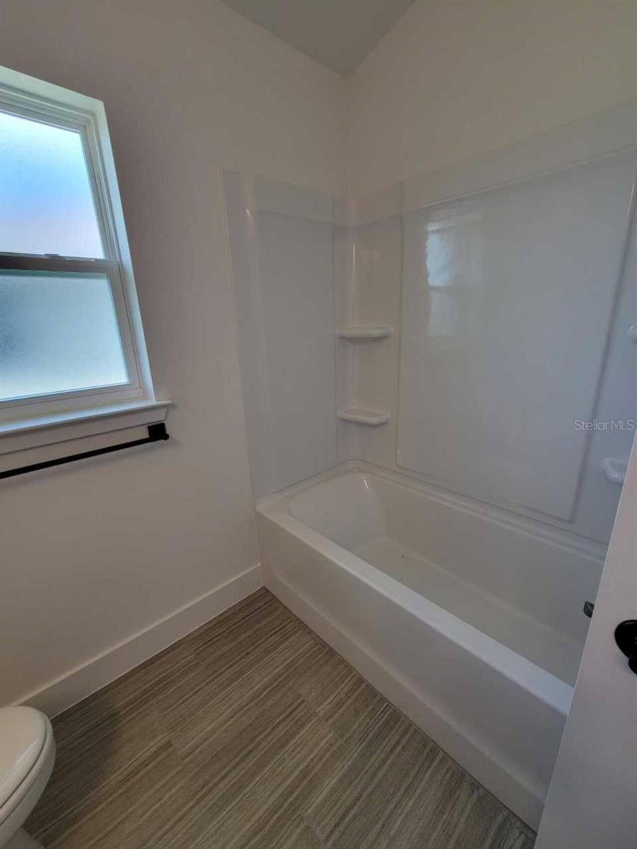 Listing Photo 23