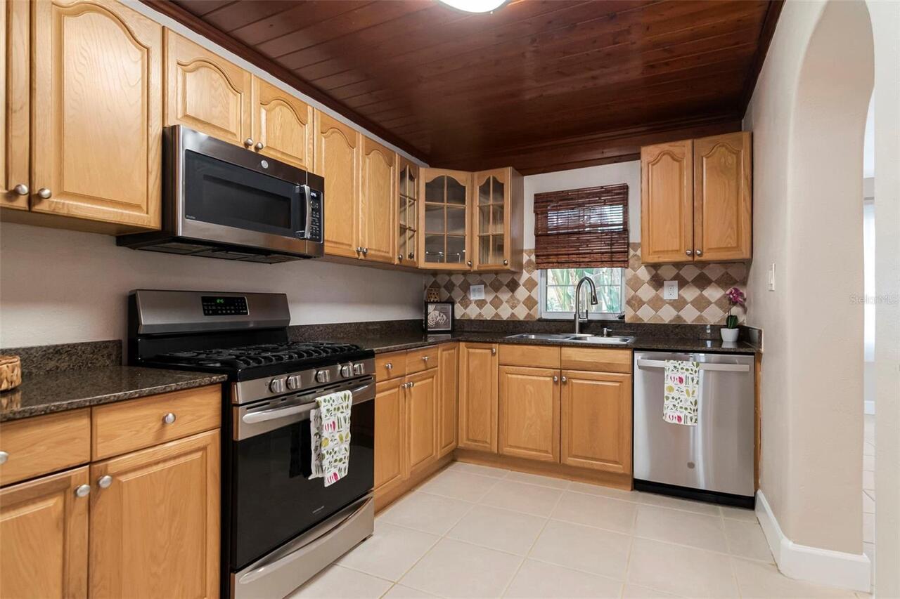 Listing Photo 18