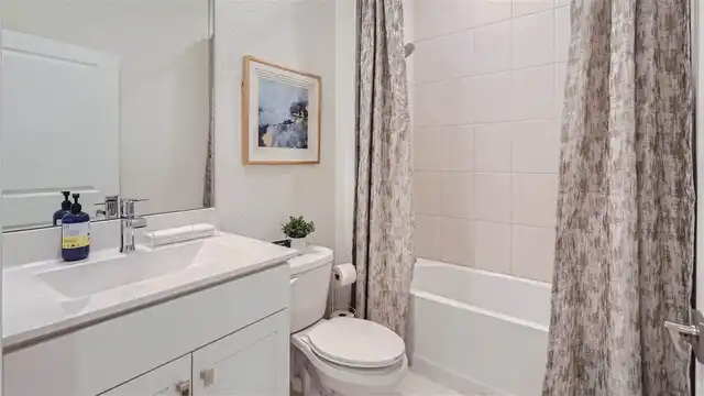 Listing Photo 10