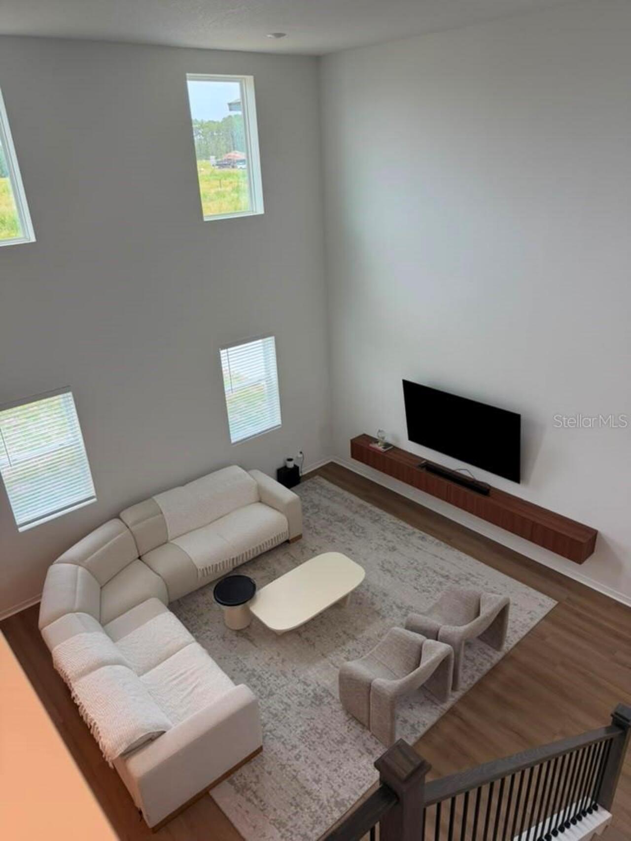 Listing Photo 10