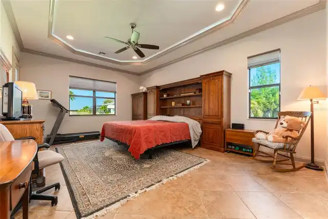 Listing Photo 23