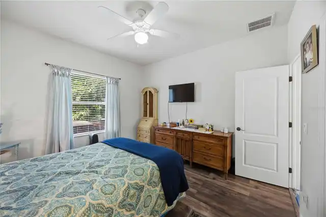Listing Photo 43