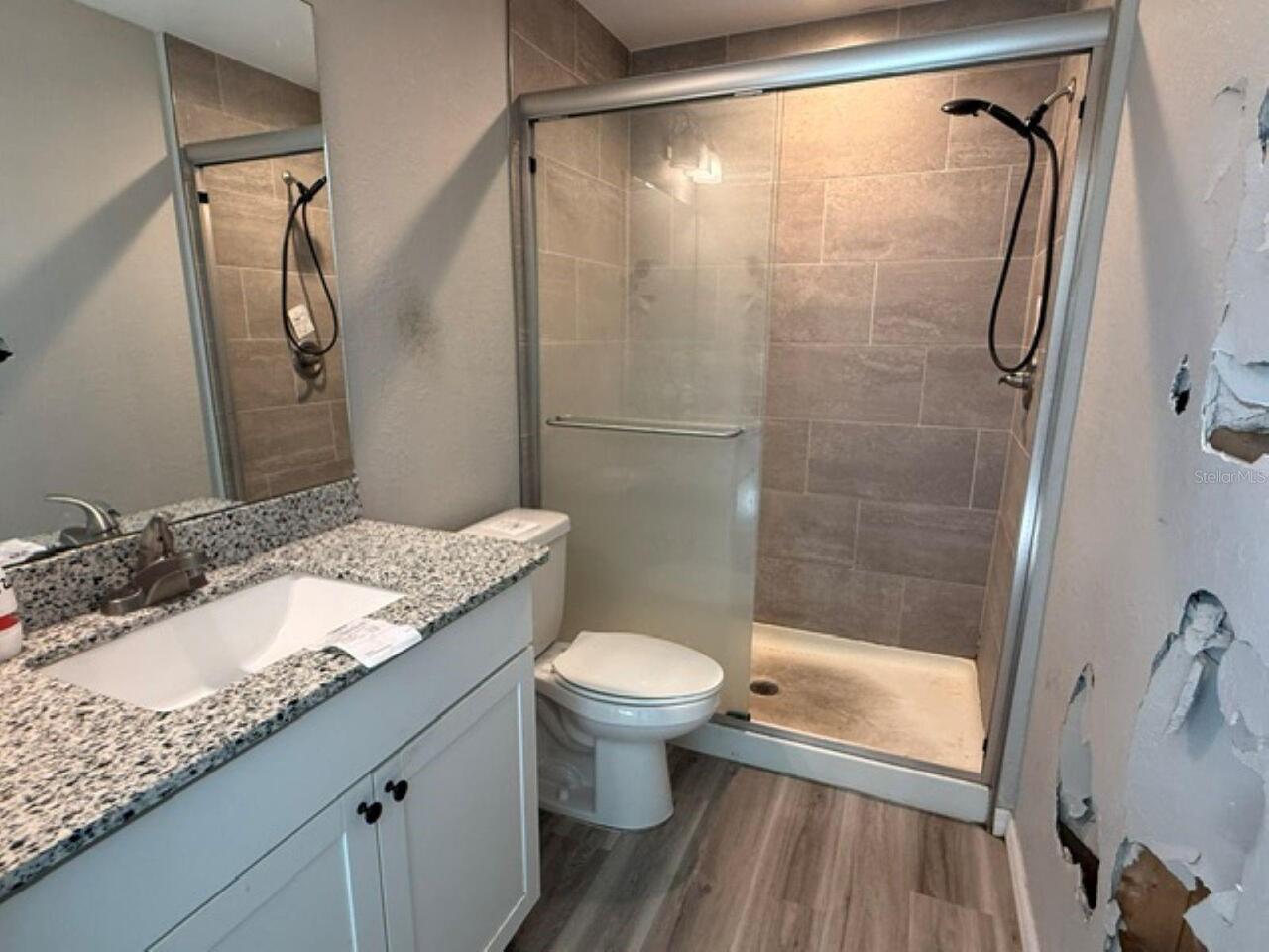 Listing Photo 8